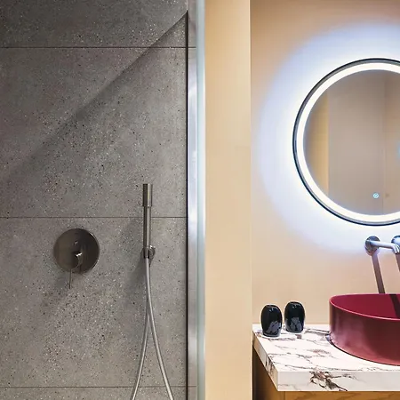 Hotel Leonardo Boutique Venetian